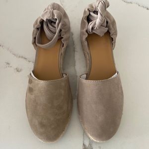 Marc Fisher Suede Espadrille Tan 10M